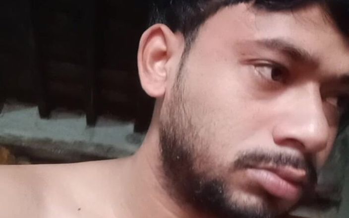 Krishna gopal baghel Gwalior: Ragazzo desi