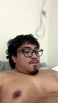 Naughty Chubby Filipino Boy Wanks for the Camera