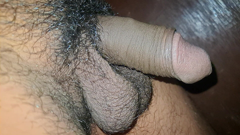 Desi_Porn_India: Young Hot Guy Pissing