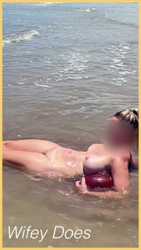 Wifey Liebt Es, Am Strand Zu Sein
