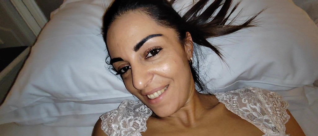 Ferrero anal experience: Slutty Wife Takes a Lot of Cock From a Friend...