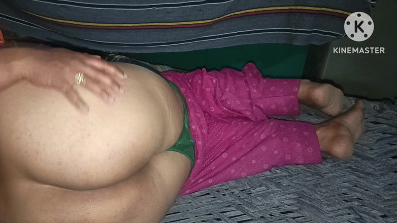 Savita5343: India Hot Teen Girl Tight Pusssy Outdoor Hard Sex Video,...