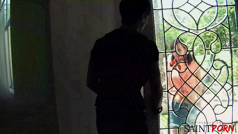 SaintPorn: Chůva dostane perfektní terapii od Shay a Billyho