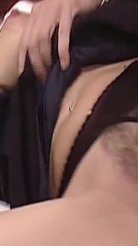 Loira milf e morena gata em orgia hardcore selvagem