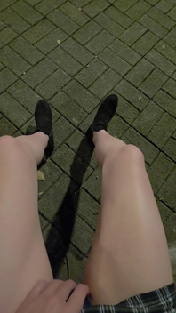 我在户外暴露了我的生殖器。