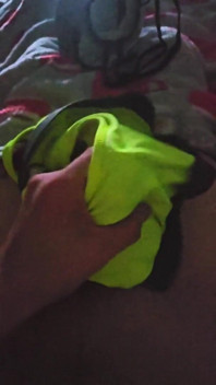 Using My Step Sis Bra to Help Me Cum in Her Green Nike Pro Sports Bra