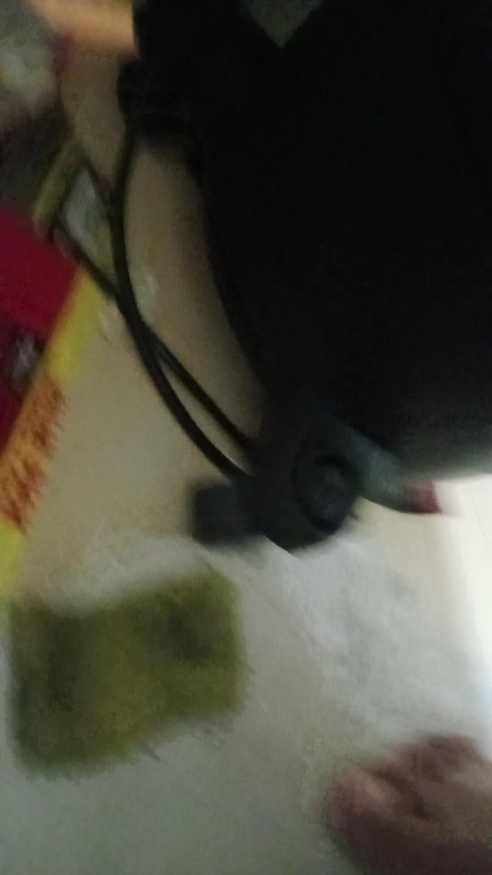 SissysubNver2late: Chỉ cần cố gắng để có được hang của nó