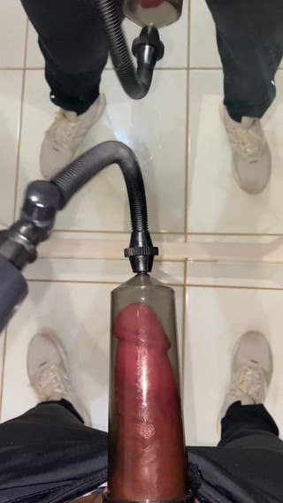 Greedy truck: Penisová pumpa zanechává velkého tlustého ptáka