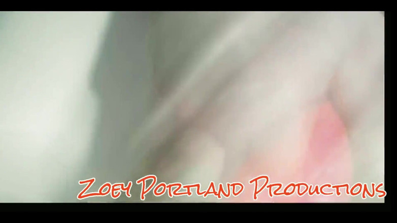 Zoey Portland: Zoey Portland Proving She Is Not a Hot Lesbian MILF...