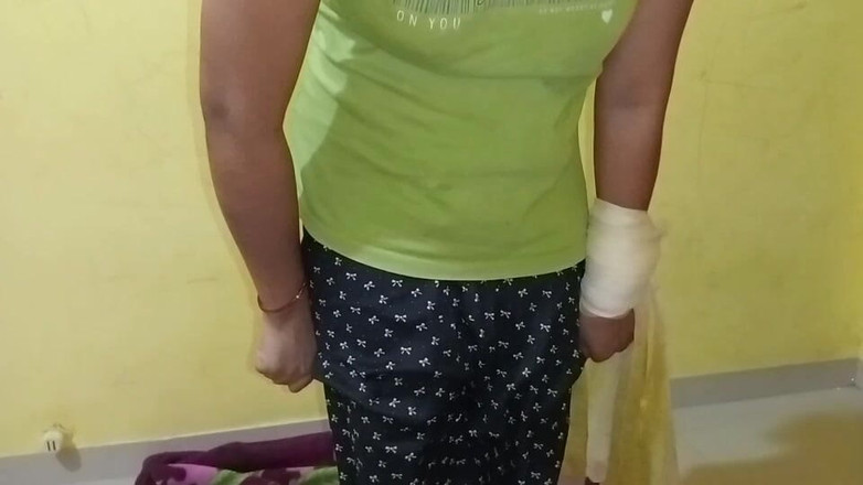 Lovelygirl456: 泰卢固阿姨脱衣服