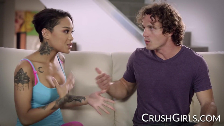 Crush Girls: Crush Girls - Honey Gold โดนพี่ชายต่างพ่อกระแทกหีโคตรแรง