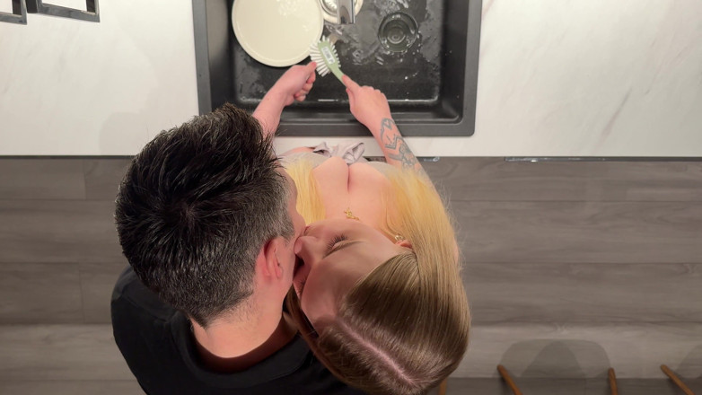 Christian Hearts: Amature Couple Having Sex in the Kitchen