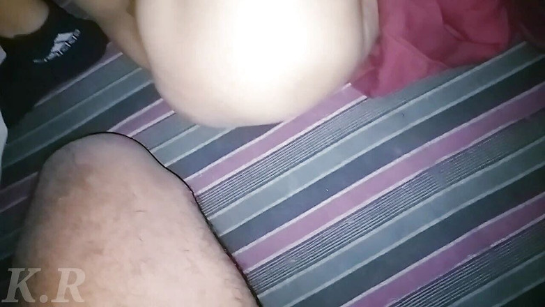 Kavyaravi: 先生の熱い猫が犯され、先生の猫