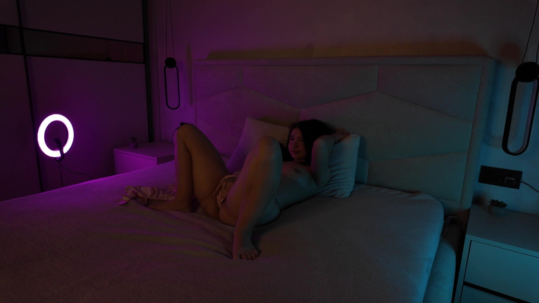 xKeryB: Stiefschwester Schlug Vor, Ein Spiel Zu Spielen, Das Mit Hartem...