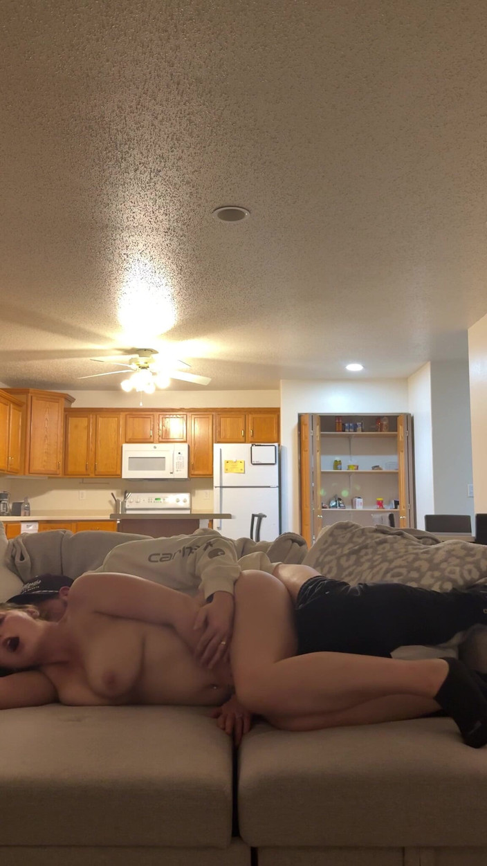 Mya Lane: 用我的阴户骑回家和粗暴高潮