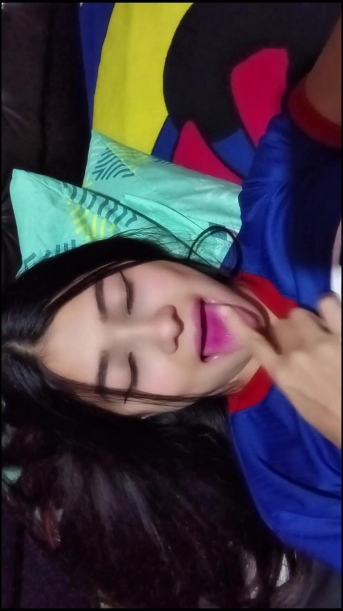 Yuli and tony: Klienku pengen aku ngentot kontol suaminya