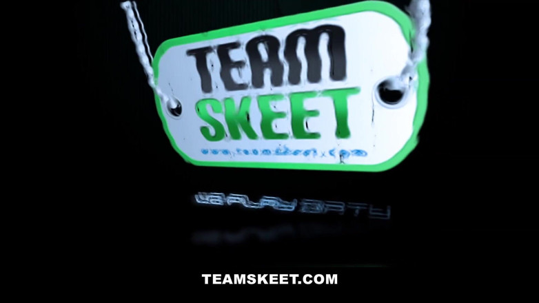 Team Skeet: Curvy cutie blondie fesser fucks fan and lets him cum...