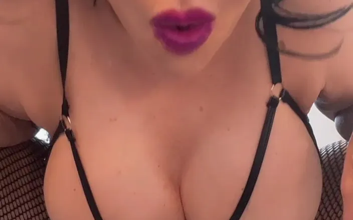 Nicole Dupapillon: Drink That Piss