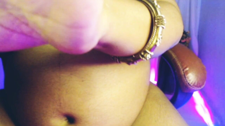 HotGirl21: Behaarte große muschi