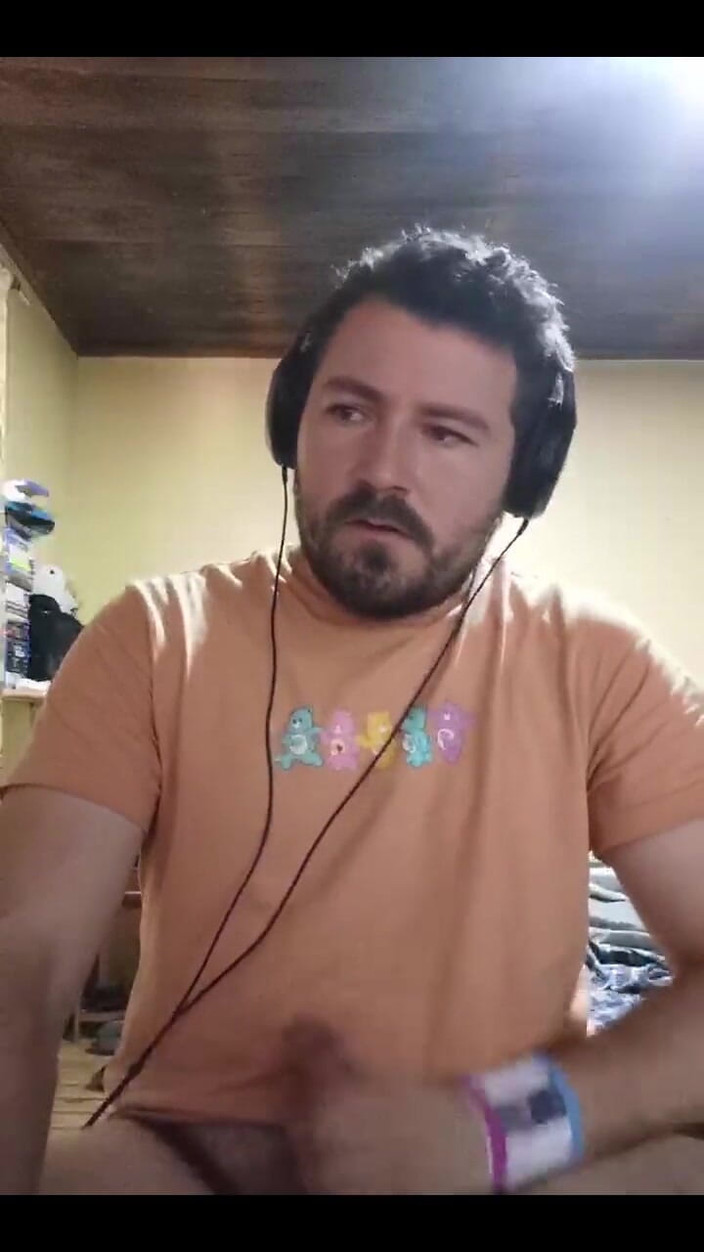 Rokkuman: Bătându-mi carnea în timp ce mă joc