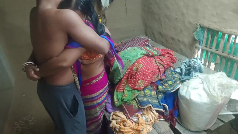 Raju Raju: Seronok apabila zakar saya memasuki pepek adik ipar. Indian Desi...