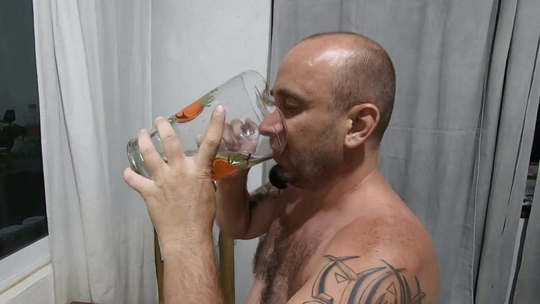 bekycarril: Jeden litr čůrací limonády pijeme naše chcanky ze džbánu