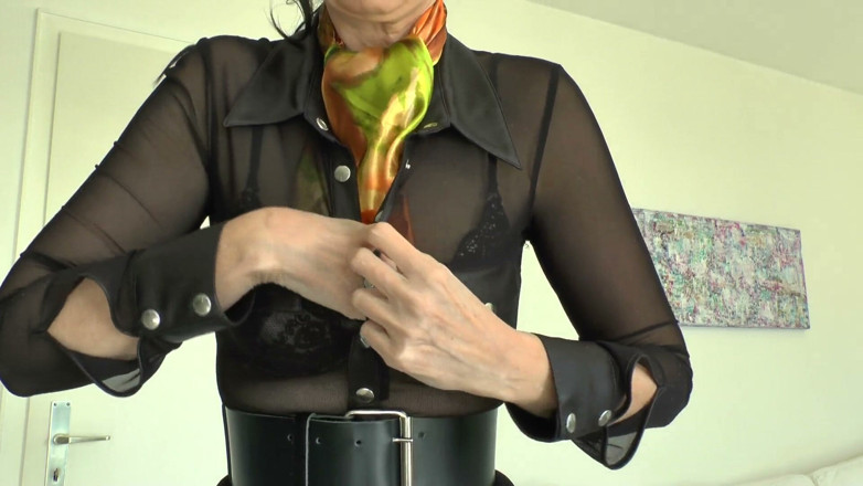 Lady Victoria Valente: จัดแต่งทรงผ้าพันคอซาตินสไตล์ Ascot - ตอน 1