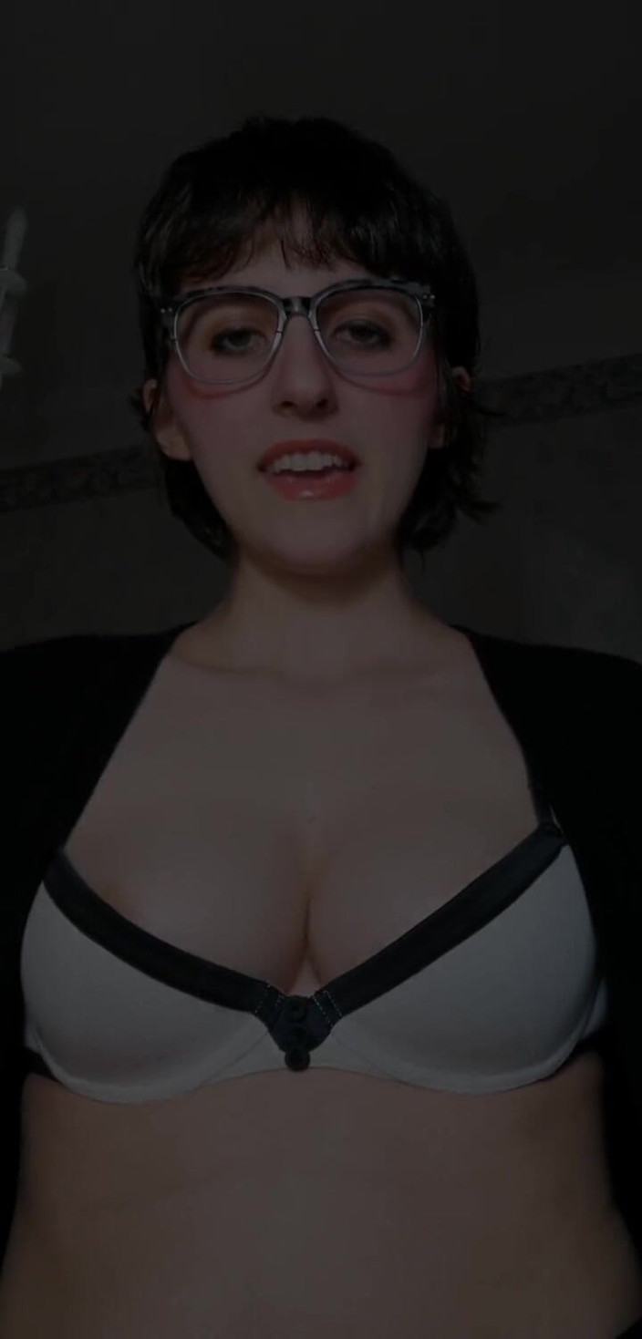 The Antichristrix: Recenzie privată cu ejaculare