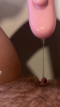 Cumming and Peeing at the Same Time? Get Ya a Girl That Can Do Both!