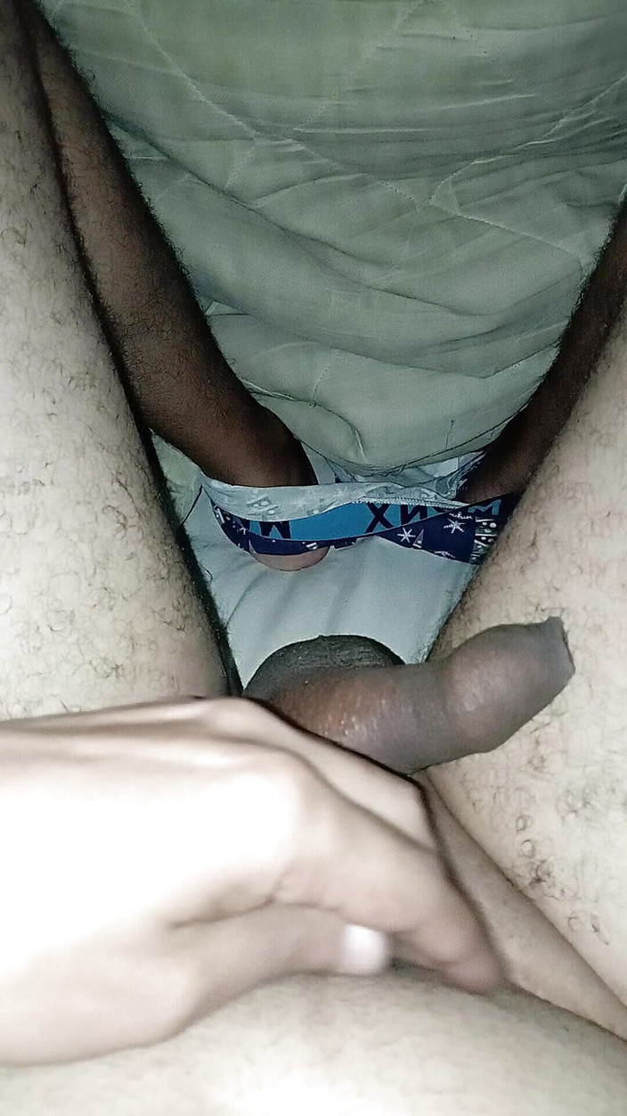 Gthang Meow: 无法控制的晨木