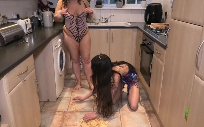 Catalia's lesbian filth: 내 생일 케이크에 앉아
