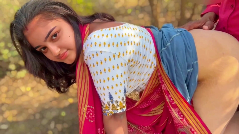 Your_aisha: Indisches desi-dorfmädchen im freien fickt virales mms video, enge muschi-fick...