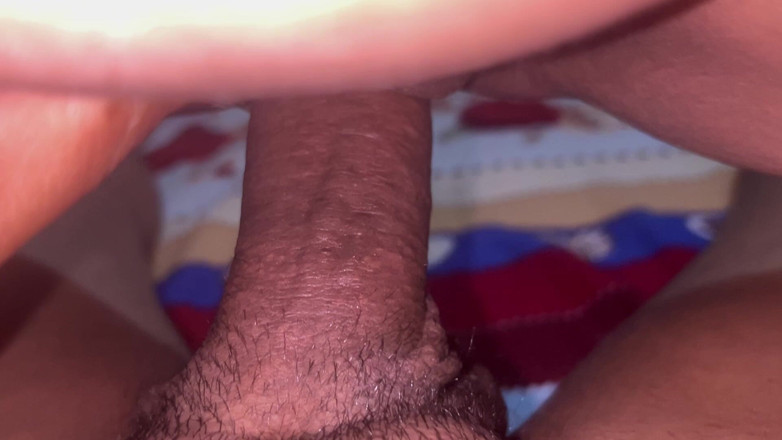 Nepali Closeup: Ella quiere semen múltiple y lo hice