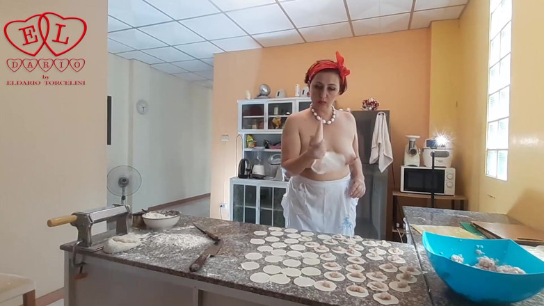 Strange stepfamily: Nudist housekeeper Regina Noir cooking at the kitchen. Naked maid...