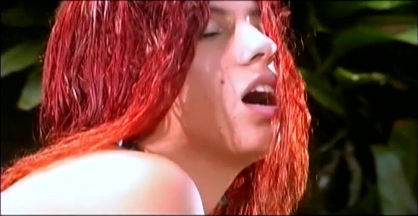 Lesbian Illusion: Heißer lesbensex im wald!