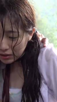 Japanese Babe Creampied Under The Rain