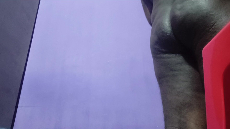 CarvingShovel: तमिल लड़के की तेल मालिश और स्तन दबाना