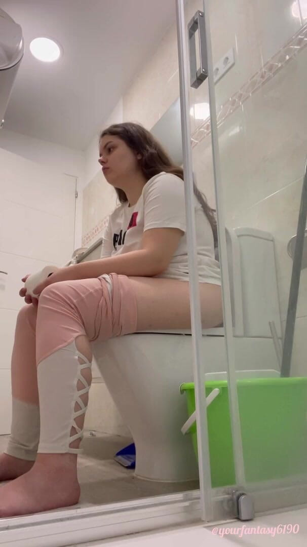 Your fantasy studio: Toilet dagboeken S1 Ep 9