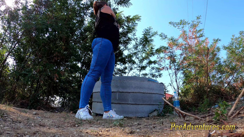 Pee Adventures: Chubby girls pee in her colants on a fitness session...