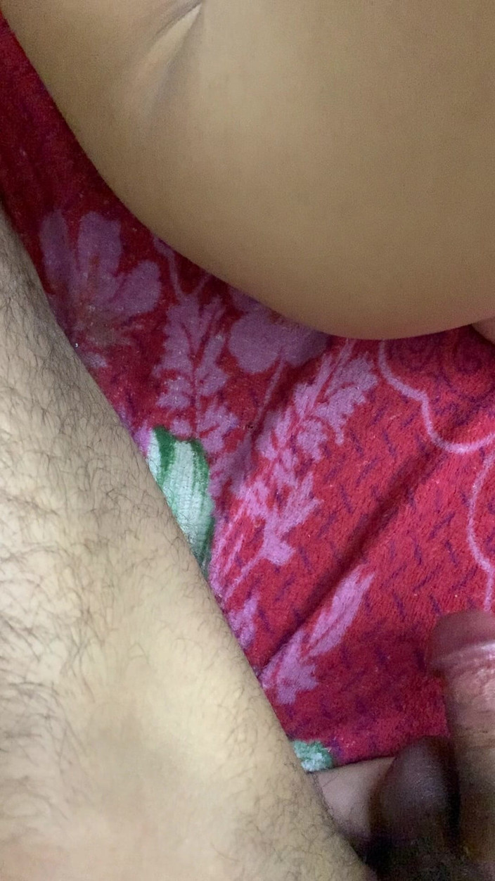 Riya mickey: Verklig indisk flicka som leker med sig själv på sängen...