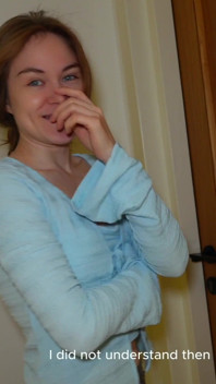 Micul Luna Evans - Când este futută de un penis uriaș, geme ca un pisoi! Spectacol hardcore după casting!