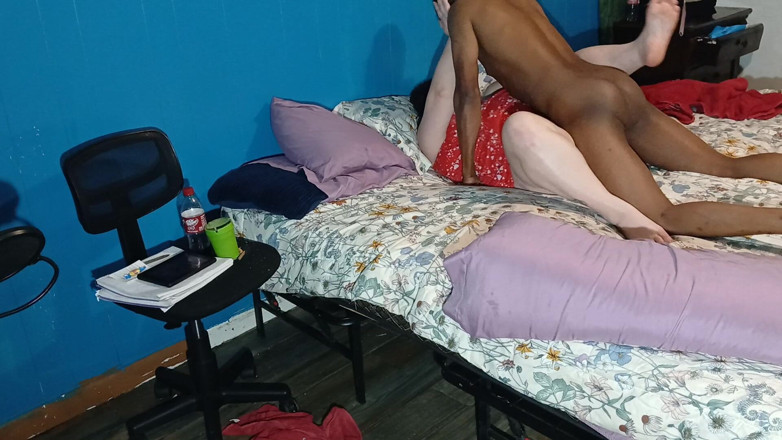 Sloppylynn: Pawg được đập mạnh bởi cái mông cu to của anh ấy, anh ấy đụ...