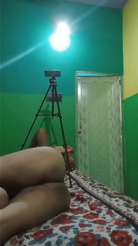 Seks romantis cewek india kolkata bangla dan pacarnya dientot pagi-pagi sama pacarnya