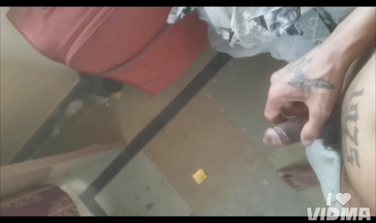 Nonstop: Kameraku pertama kali ngentot kontol besar