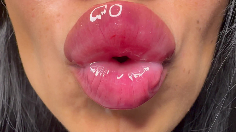 Asmr_mouth: White Cumropes as My Lipgloss