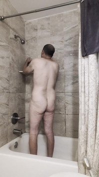 Biggbutt2xl.info Biggbutt2xl Potty and Shower Time October 2025