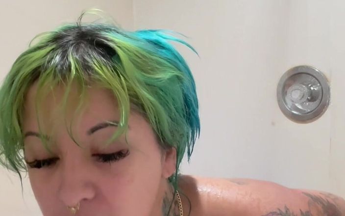 Spanishxbarbiie: スパニッシュバービーシャワーをご覧ください!