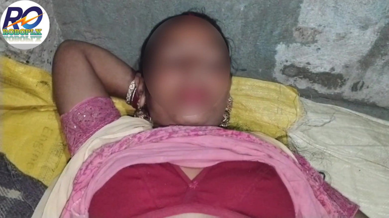 ROBOPL Xhamster: Desi byflicka öppnade sin salwar -kostym och satte in penis
