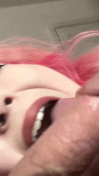 Suce la bite de tes amis avec moi