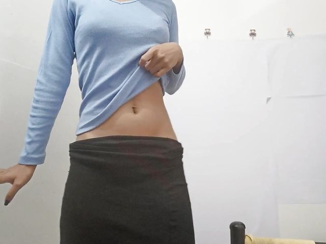 My Creamy Tiny Pussy Got Multiple Squirt (Hot horny girl)